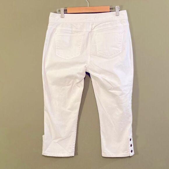 American Living White denim Cropped pants 10 - Picture 2 of 8